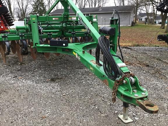 Image of John Deere 2730 equipment image 3