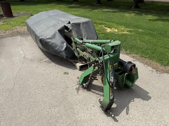 Image of John Deere 275 equipment image 1