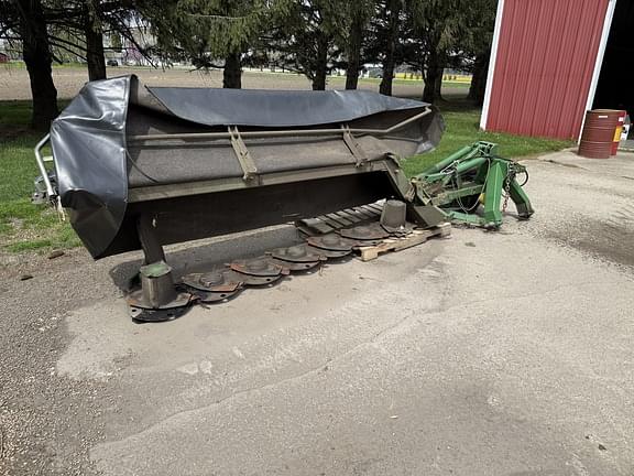Image of John Deere 275 equipment image 4