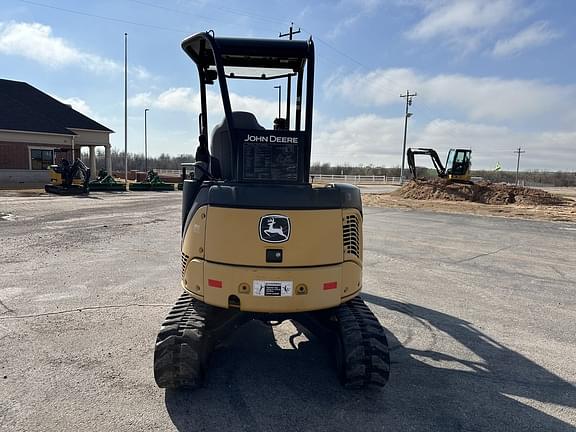 Image of John Deere 27D equipment image 3