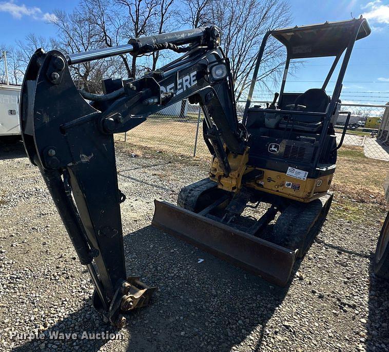 Image of John Deere 27D Primary image