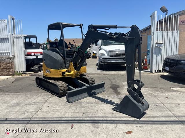 Image of John Deere 27D equipment image 2