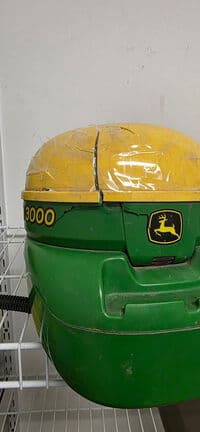 Image of John Deere StarFire 3000 equipment image 3