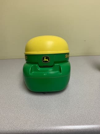 Image of John Deere StarFire 3000 equipment image 2