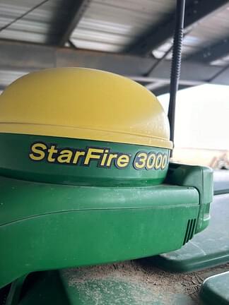 Image of John Deere StarFire 3000 equipment image 1