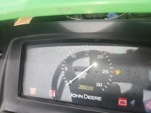 Image of John Deere 3032E equipment image 4