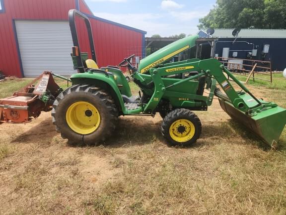Image of John Deere 3032E Primary image