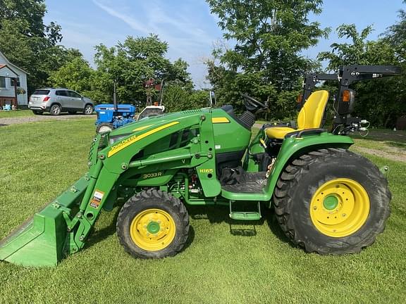 Image of John Deere 3033R Primary image