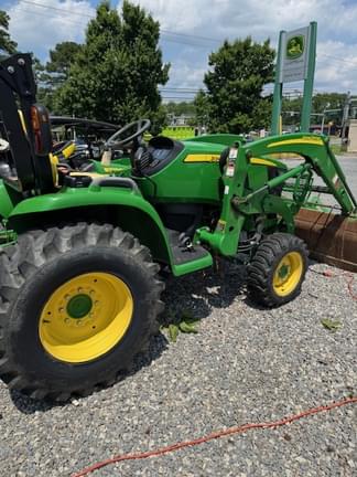 Main image John Deere 3033R