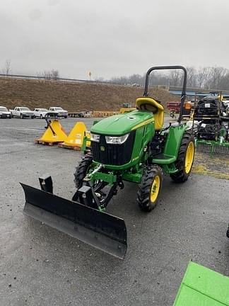 Image of John Deere 3033R Primary image