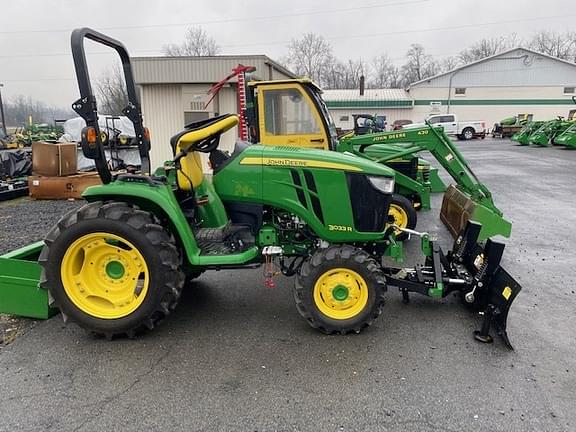 Image of John Deere 3033R equipment image 1