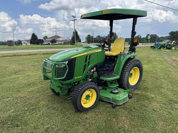 Image of John Deere 3033R Primary image
