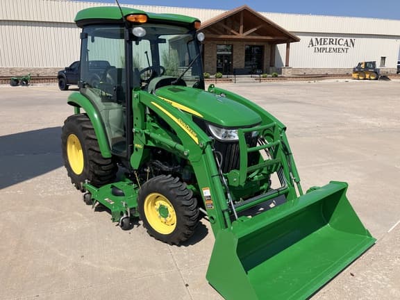 Image of John Deere 3033R equipment image 1