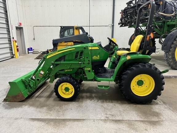 Image of John Deere 3033R equipment image 1