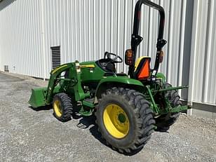 Main image John Deere 3033R 3