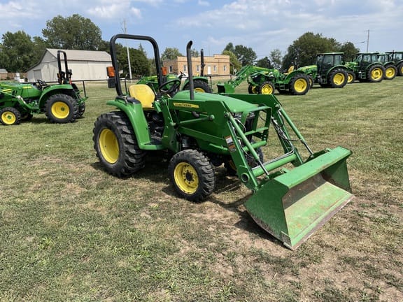 Main image John Deere 3038E