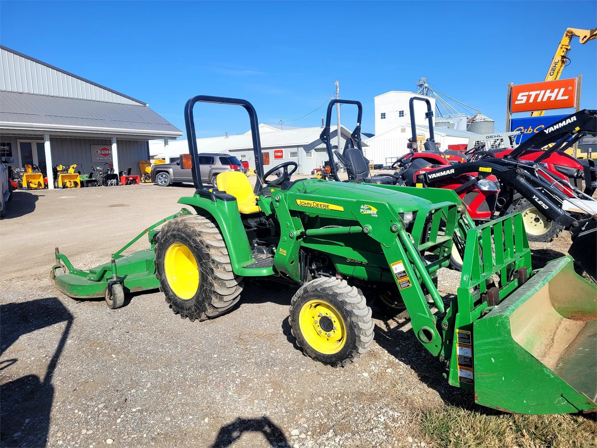 2014 John Deere 3038E Equipment Image0
