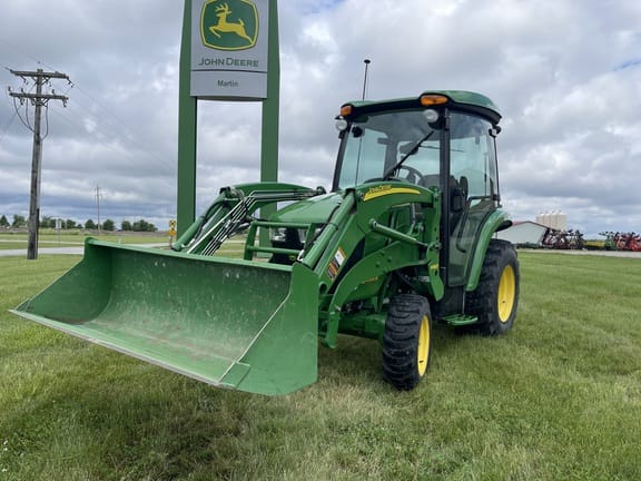 Main image John Deere 3039R