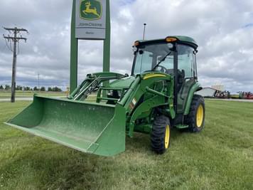 Main image John Deere 3039R
