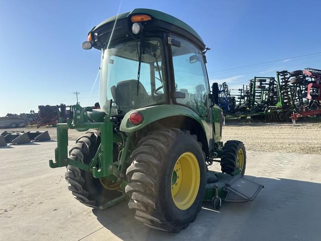 Image of John Deere 3039R equipment image 2
