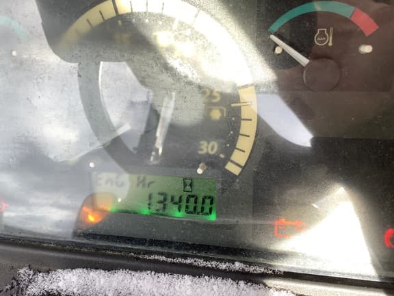 Image of John Deere 3039R equipment image 3