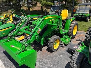 Main image John Deere 3046R 0