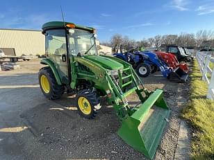 Main image John Deere 3046R 4