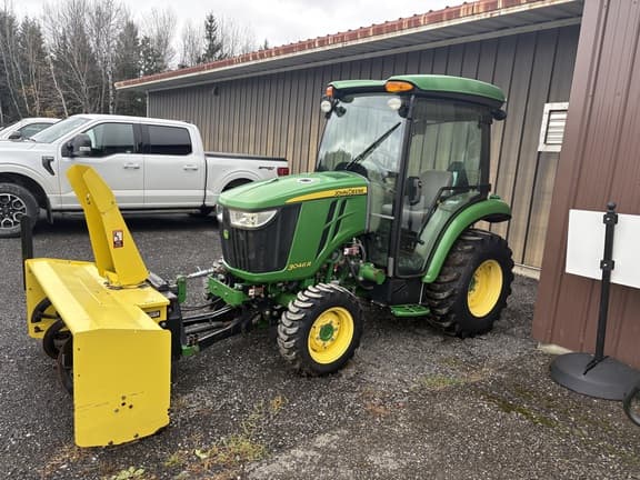 Image of John Deere 3046R equipment image 2