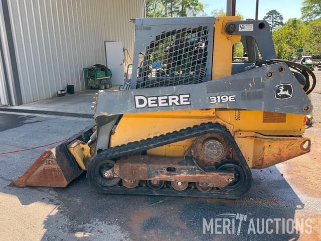 Image of John Deere 319E equipment image 1