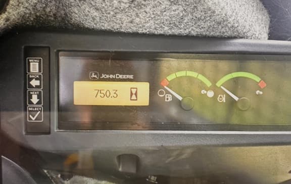 Image of John Deere 320E equipment image 3