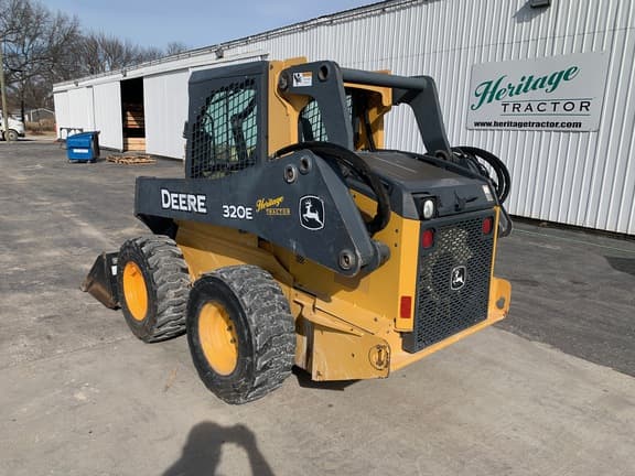 Image of John Deere 320E equipment image 2