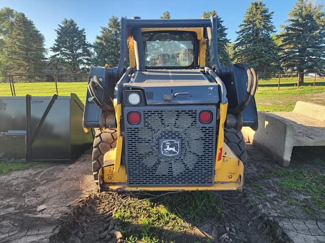 Image of John Deere 320E equipment image 2