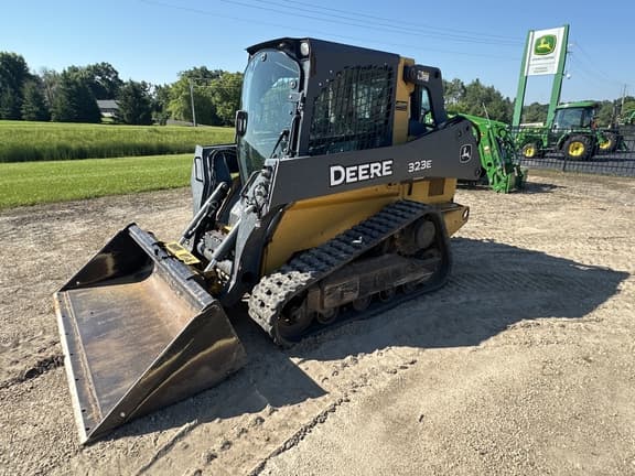 Image of John Deere 323E equipment image 1