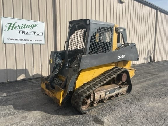 Main image John Deere 323E