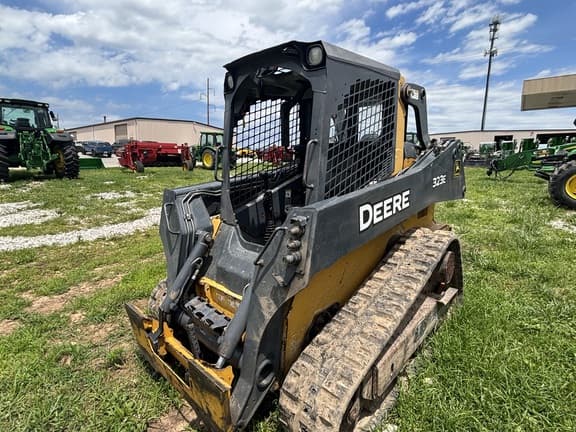 Image of John Deere 323E Primary image