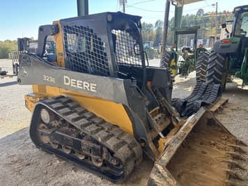 Main image John Deere 323E