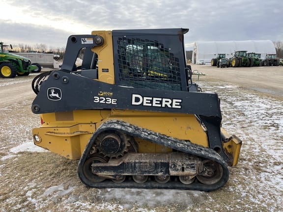 2014 John Deere 323E Equipment Image0
