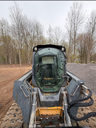 Image of John Deere 323E equipment image 2