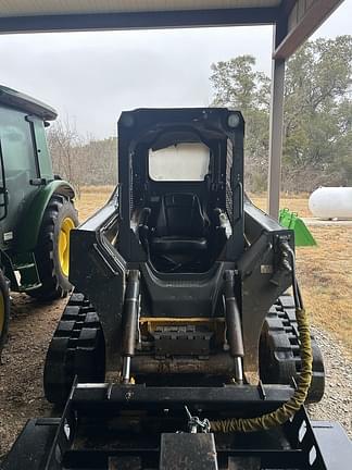 Image of John Deere 323E equipment image 4