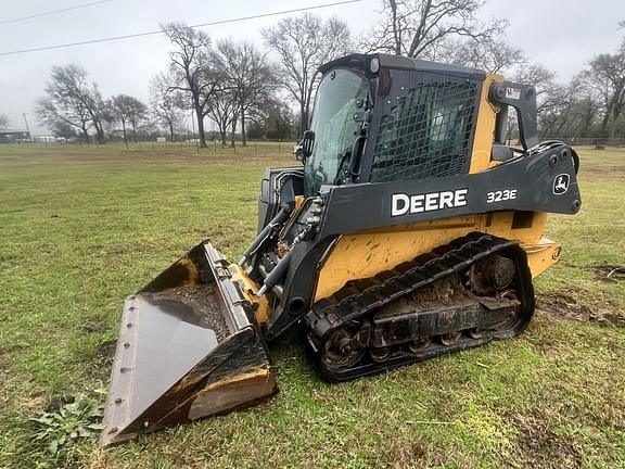 Image of John Deere 323E equipment image 2