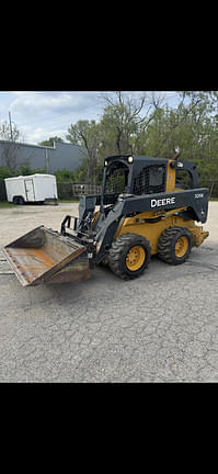 Image of John Deere 326E Primary image