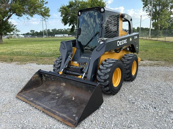 Image of John Deere 326E Primary image