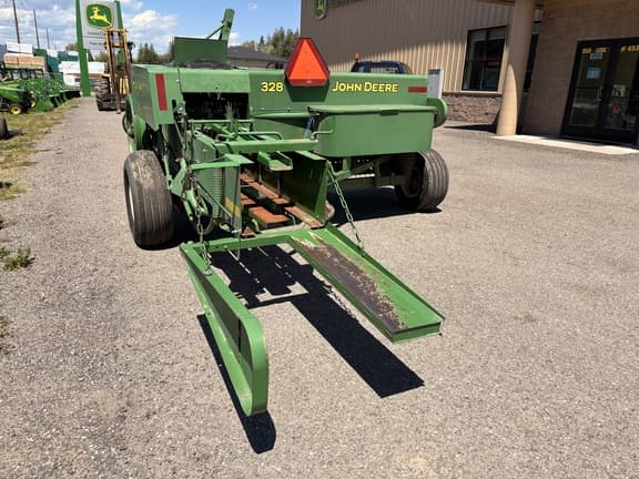 Image of John Deere 328 equipment image 1