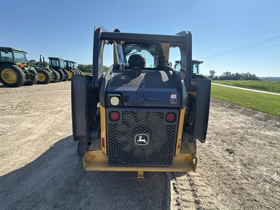 Image of John Deere 329E equipment image 2