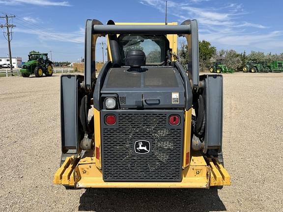 Image of John Deere 329E equipment image 3