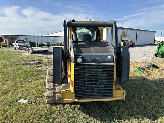 Image of John Deere 329E equipment image 2