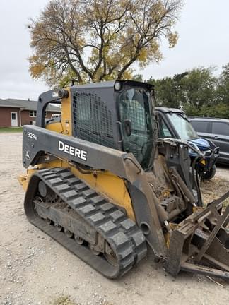Image of John Deere 329E equipment image 2