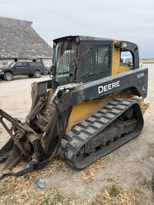 2014 John Deere 329E Image
