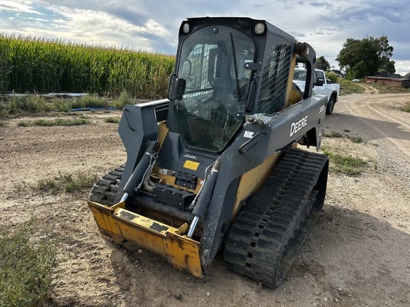 2014 John Deere 333E Equipment Image0