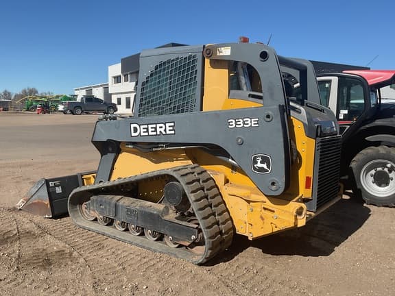 Image of John Deere 333E equipment image 2